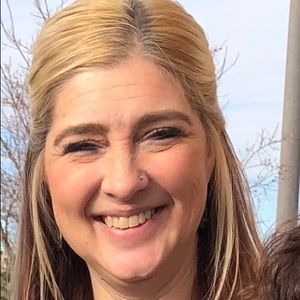 Meet your Posher, Lisa